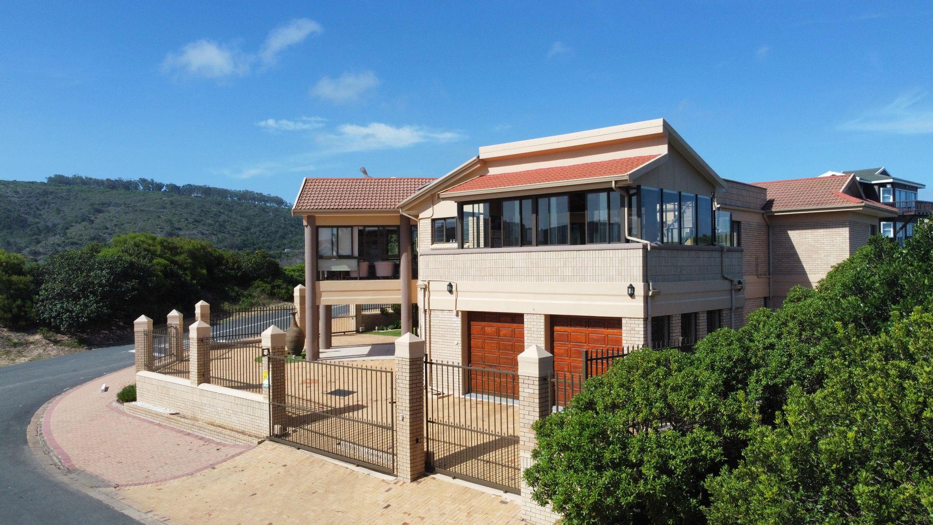 7 Bedroom Property for Sale in Hersham Western Cape